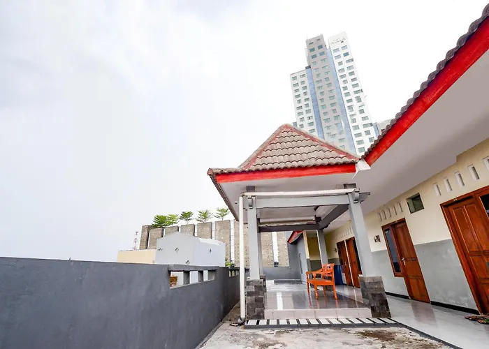 Hotel O Solo Point Guest House Syariah