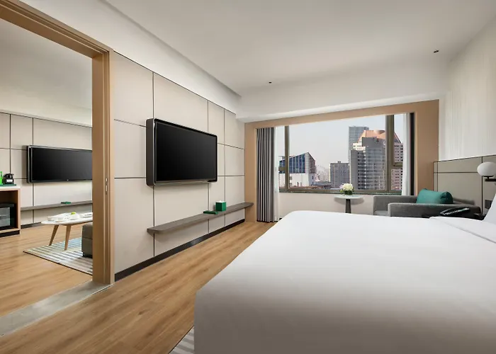 Holiday Inn Shanghai Nanjing Road By Ihg