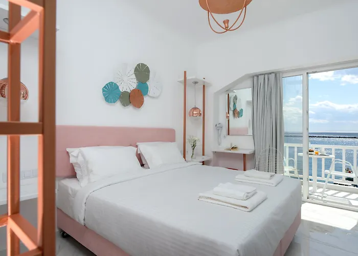 Nama Hotel Tinos