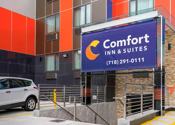 Comfort Inn & Suites Near Jfk Air Train New York