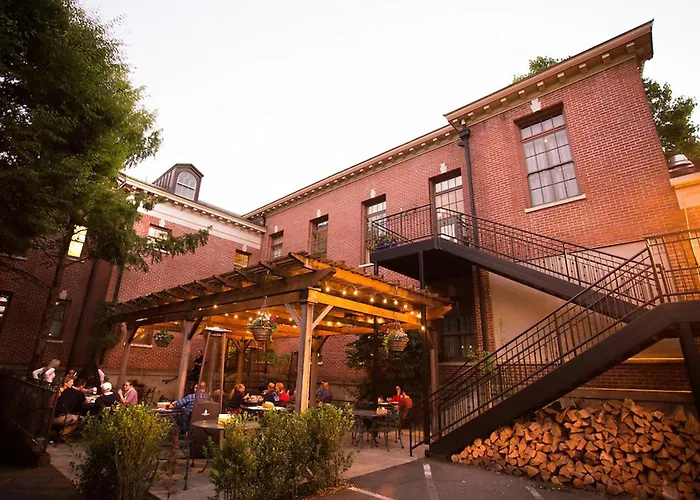 Mcmenamins Grand Lodge Forest Grove