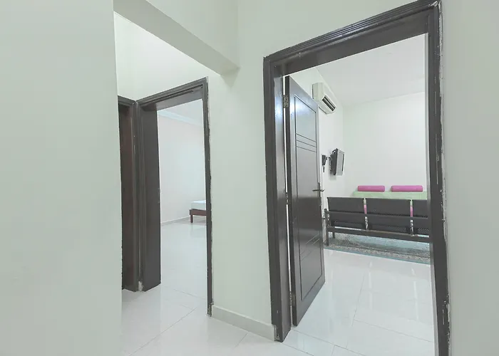 Super Oyo 111 Al Thabit Hotel Sur