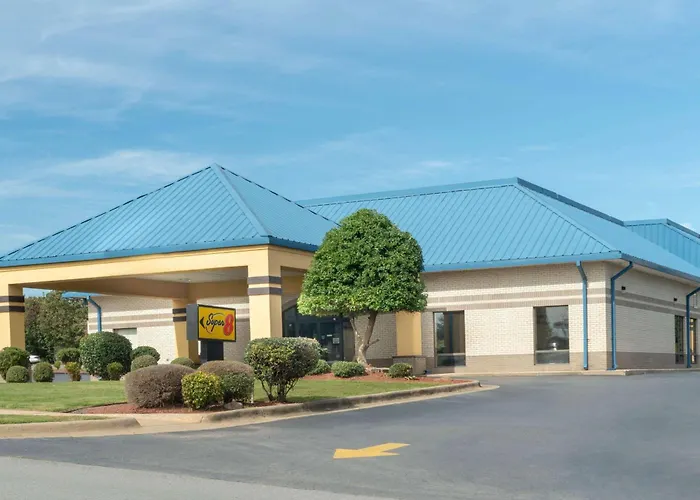 Super 8 By Wyndham North Little Rock/Mccain Motel