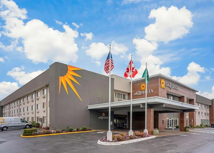 La Quinta By Wyndham Seattle Federal Way Hotel