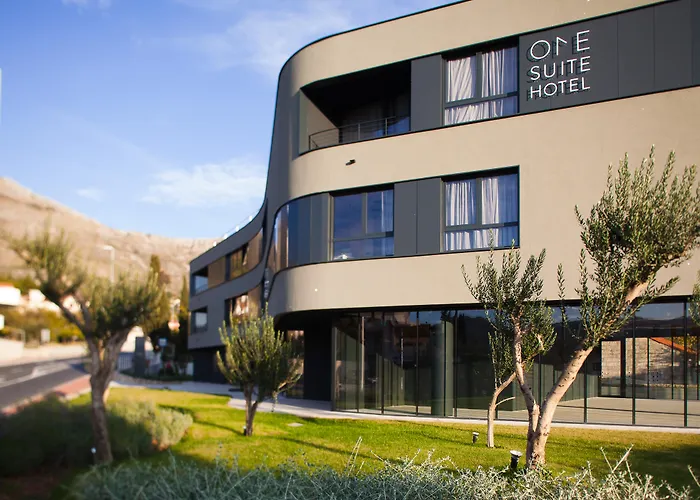 One Suite Residence By Irundo Srebreno