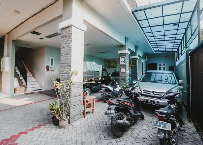 RedDoorz Plus near Semanggi Jakarta