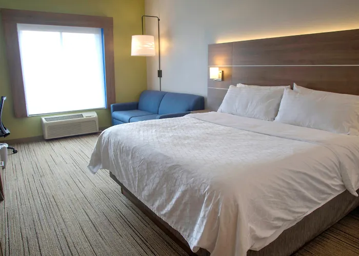Holiday Inn Express Rochelle By Ihg