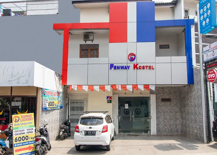 Oyo 3908 Fenway Kostel Hotel Bandung
