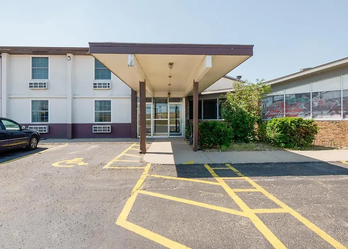 Oyo Hotel Morton East Peoria I-74