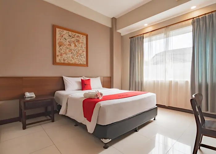 Reddoorz Near Simpang Dago 2 Hotel Bandung