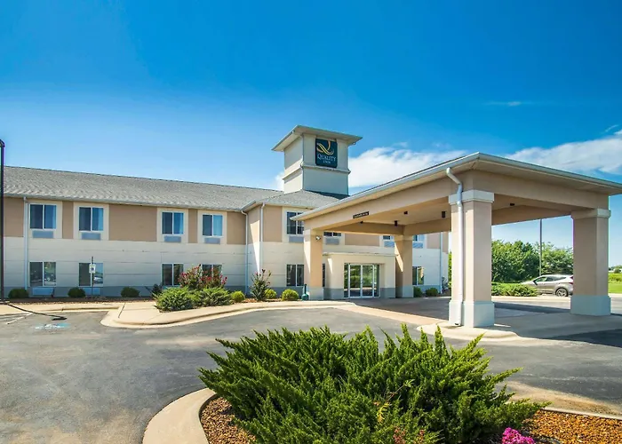 Quality Inn Parsons North