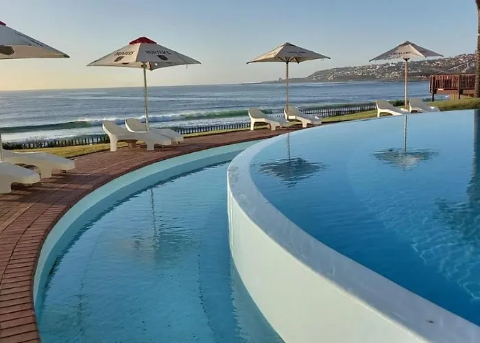 Beach Club Self Catering Apartments Mossel Bay