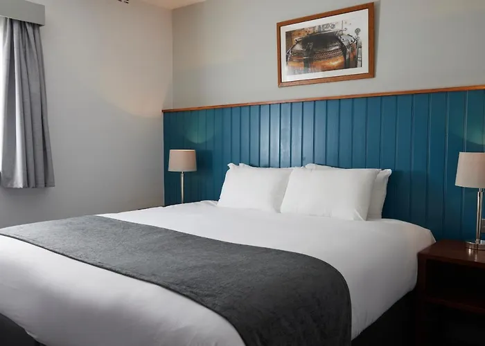 The Longshoot Hotel Nuneaton