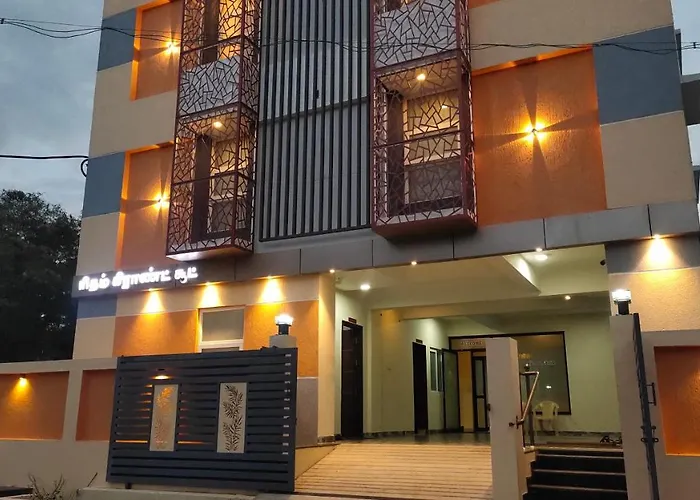 Hotel Rhythm Grand Suite Tiruchirappalli