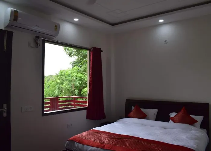The Starling Bnb Greater Noida