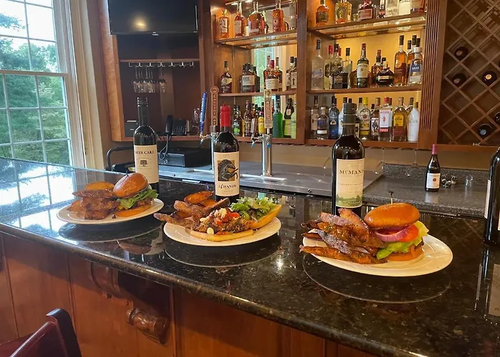 The Woodford Inn Versailles