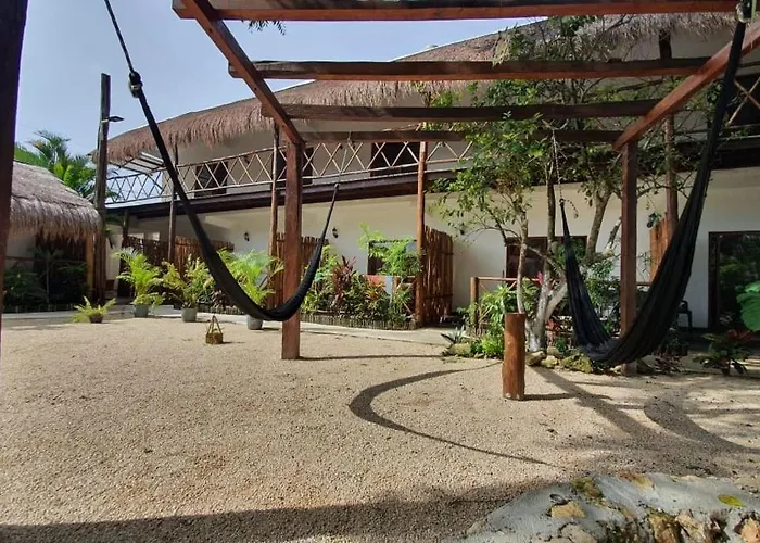 Hotel Cedro Rojo Bacalar
