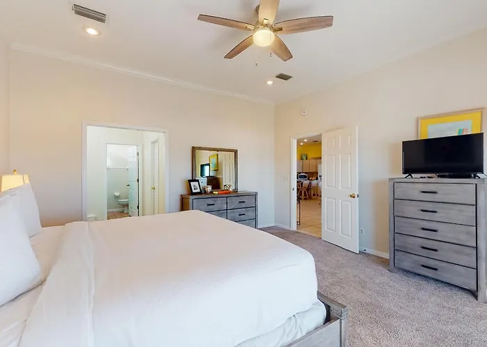 See Escape St. George Island