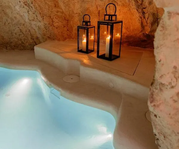 Bed and Breakfast Alesia Luxury Cave à Ostuni
