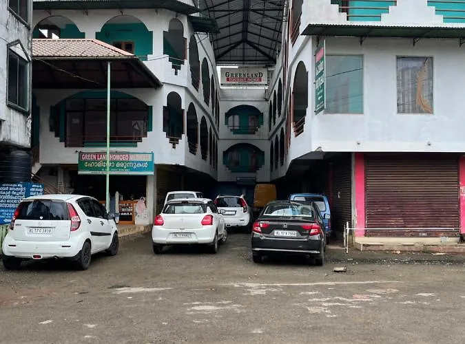 Greenland Tourist Home Muvattupuzha