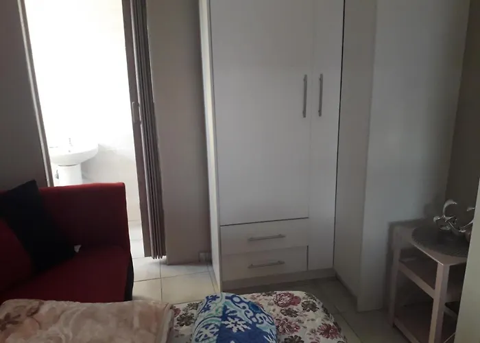 Mofolo Heights Aparthotel Johannesburg