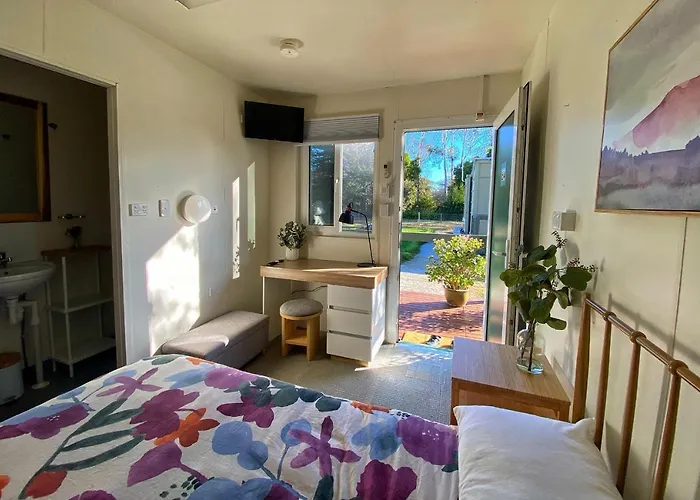Little Farm Of Calm Hotel Benalla
