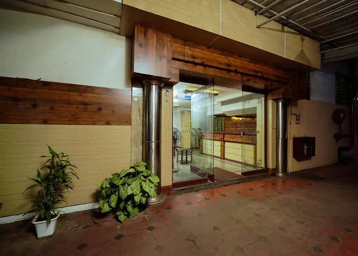 Hotel Oneiro Thrissur