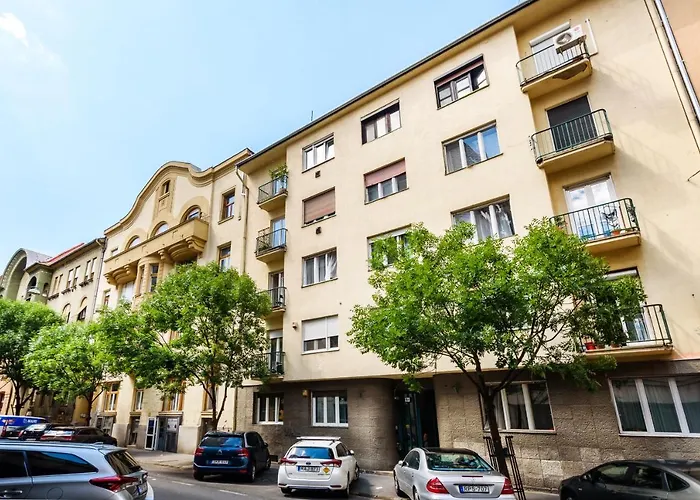 Stylish Homes Downtown Buda Budapest