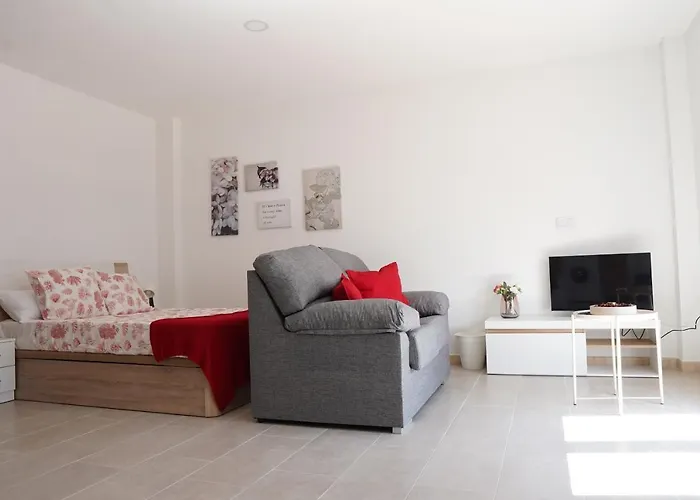 Apartamentos Turísticos San Miguel Arcángel, S.L. San Roque 