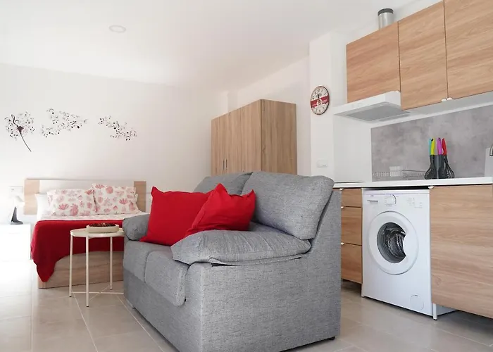 Apartamentos Turísticos San Miguel Arcángel, S.L. San Roque 