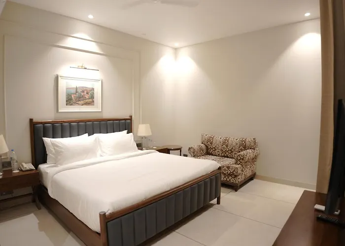 Orillia Kasauli Hotel