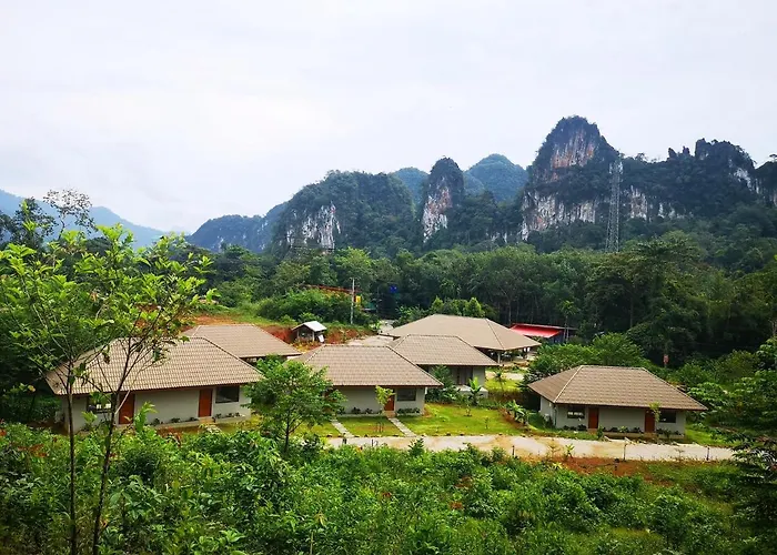 The Liveliwoods Hotel Khao Sok National Park