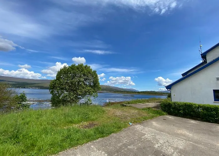 Waterfront Lodge - Accommodation Only Fort William