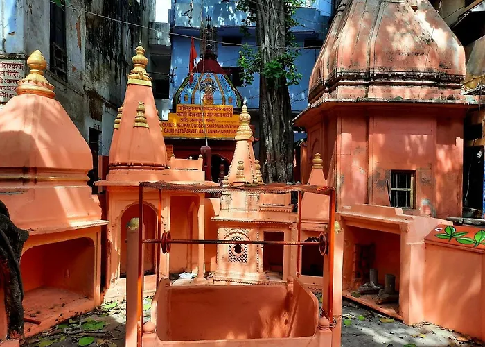 Anand Kanan Varanasi