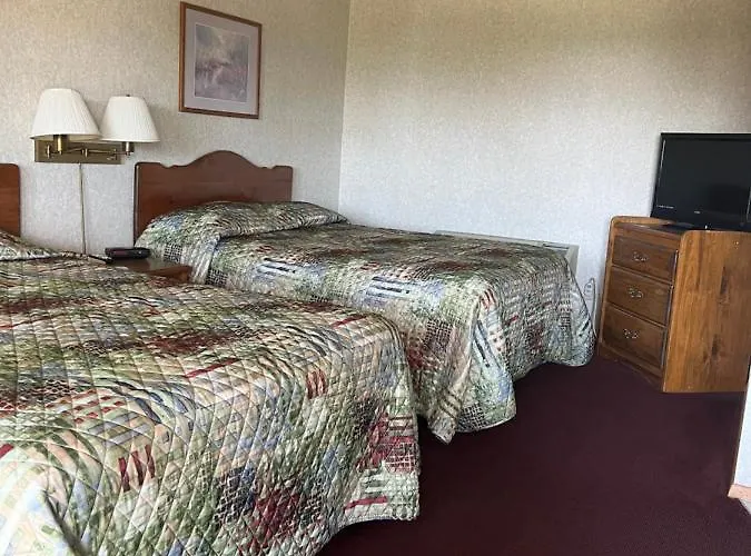 Gray Wolf Lodge Manistique