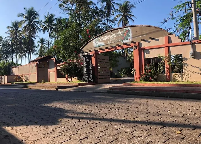 Sambo Mambo Beach Hotel El Cuco