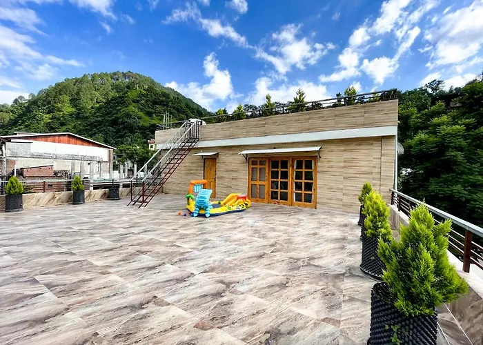 The Wild Yak Hotel Mandi