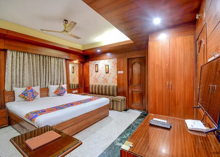 Fabhotel Panasia International Kolkata