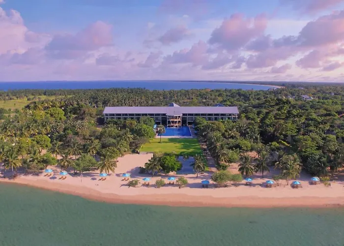 Breeze Pasikudah Hotel Passikudah