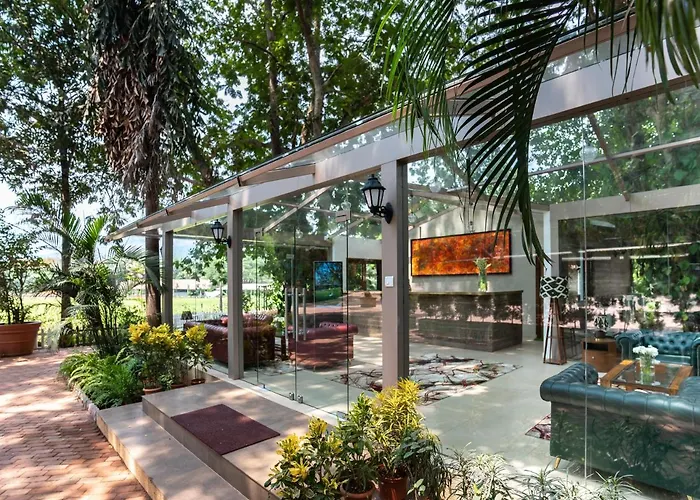Oleander Farms, Karjat Hotel