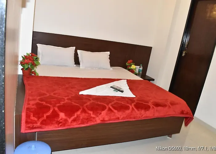 Hotel Sai Shatabdi Shirdi
