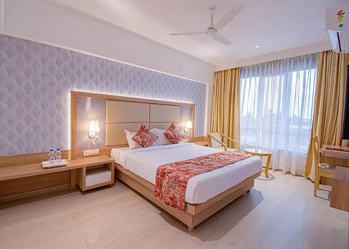 Hotel Park Tree, Near 5 Star Midc, Kaneriwadi, Nh4 Goa Highway Kolhapur