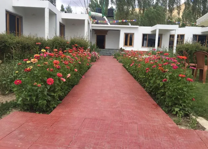 Ladakh Kingdom, Leh Hotel