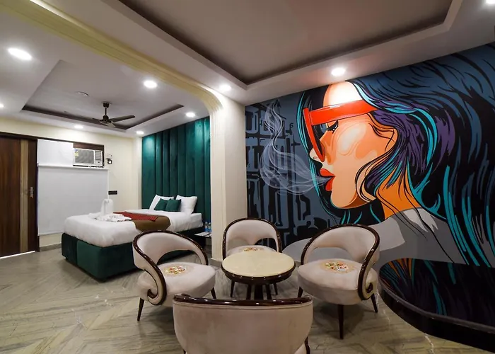 The Twenties Kamla Nagar Hotel New Delhi