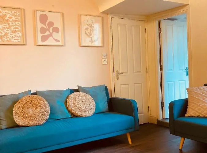 'Bloomfield One' At Stayboom Lancaster
