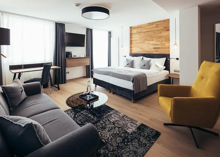 Hotel Goldene Rose Schlanders