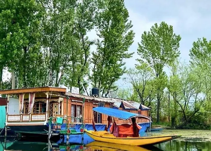 H.B.Victoria Garden Bed & Breakfast Srinagar 
