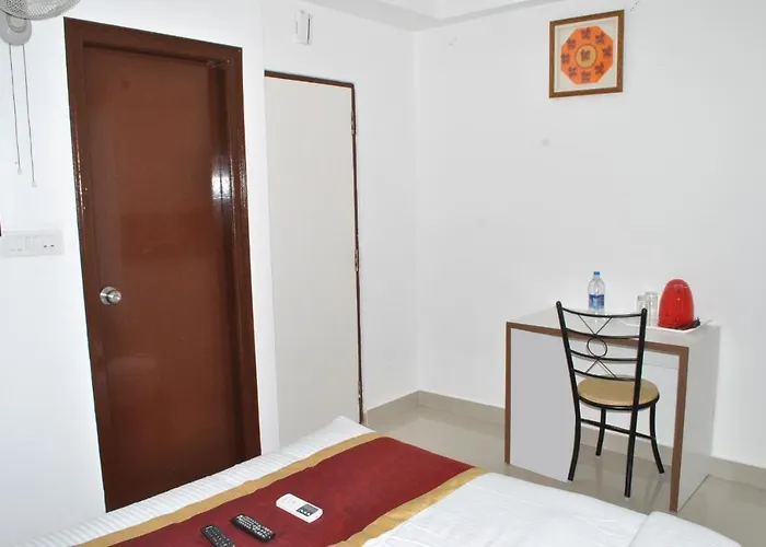 Hotel The Royal Park Bangalore