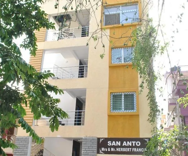Hotel The Royal Park Bangalore