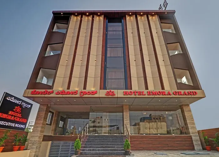 Treebo Emora Grand Hotel Yelahanka